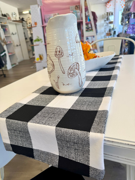 Table Runner - Black & White Checked
