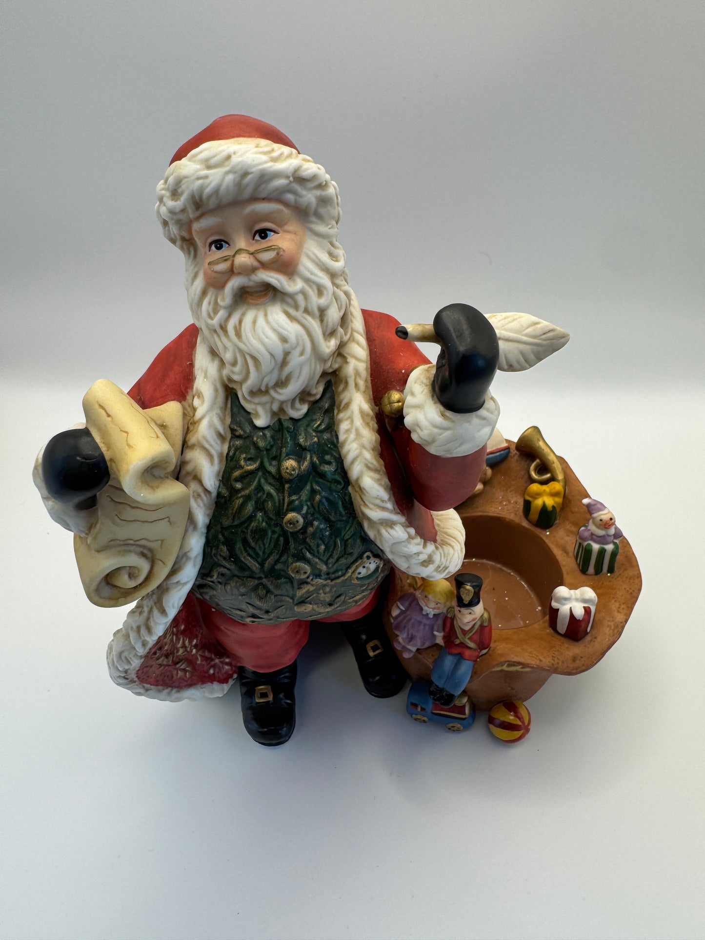 Partylite P9841 – Santa Checking His List Tealight/Votive Candle Holder (Retired)