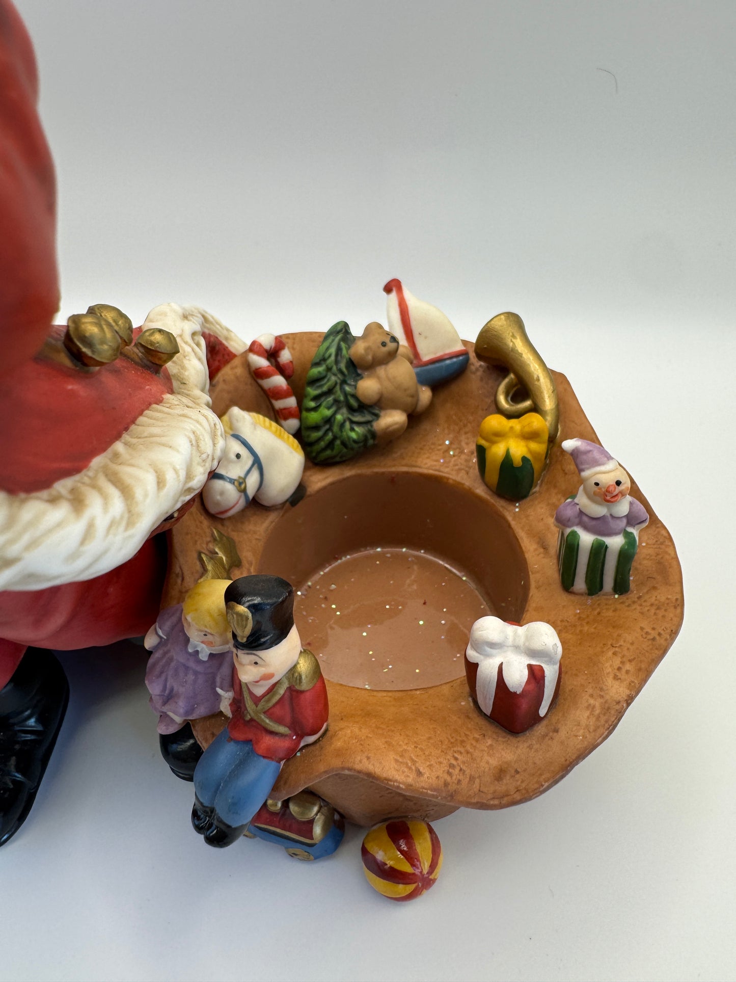 Partylite P9841 – Santa Checking His List Tealight/Votive Candle Holder (Retired)