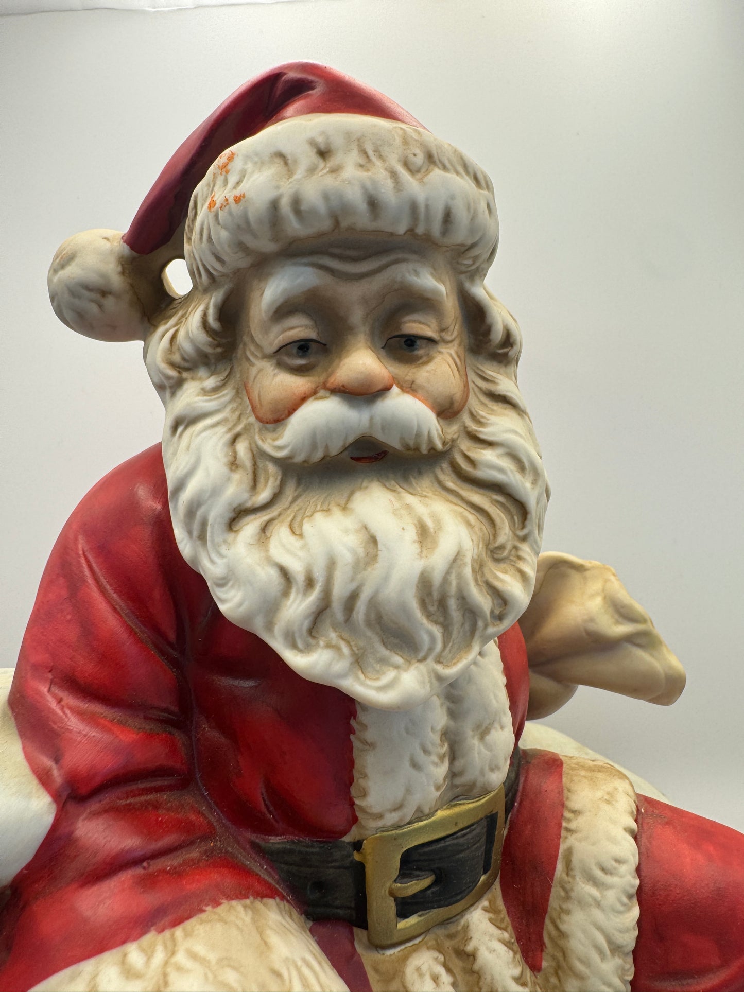 Melody in Motion Musical Santa Figurine – Limited Edition Animated Porcelain Christmas Collectible