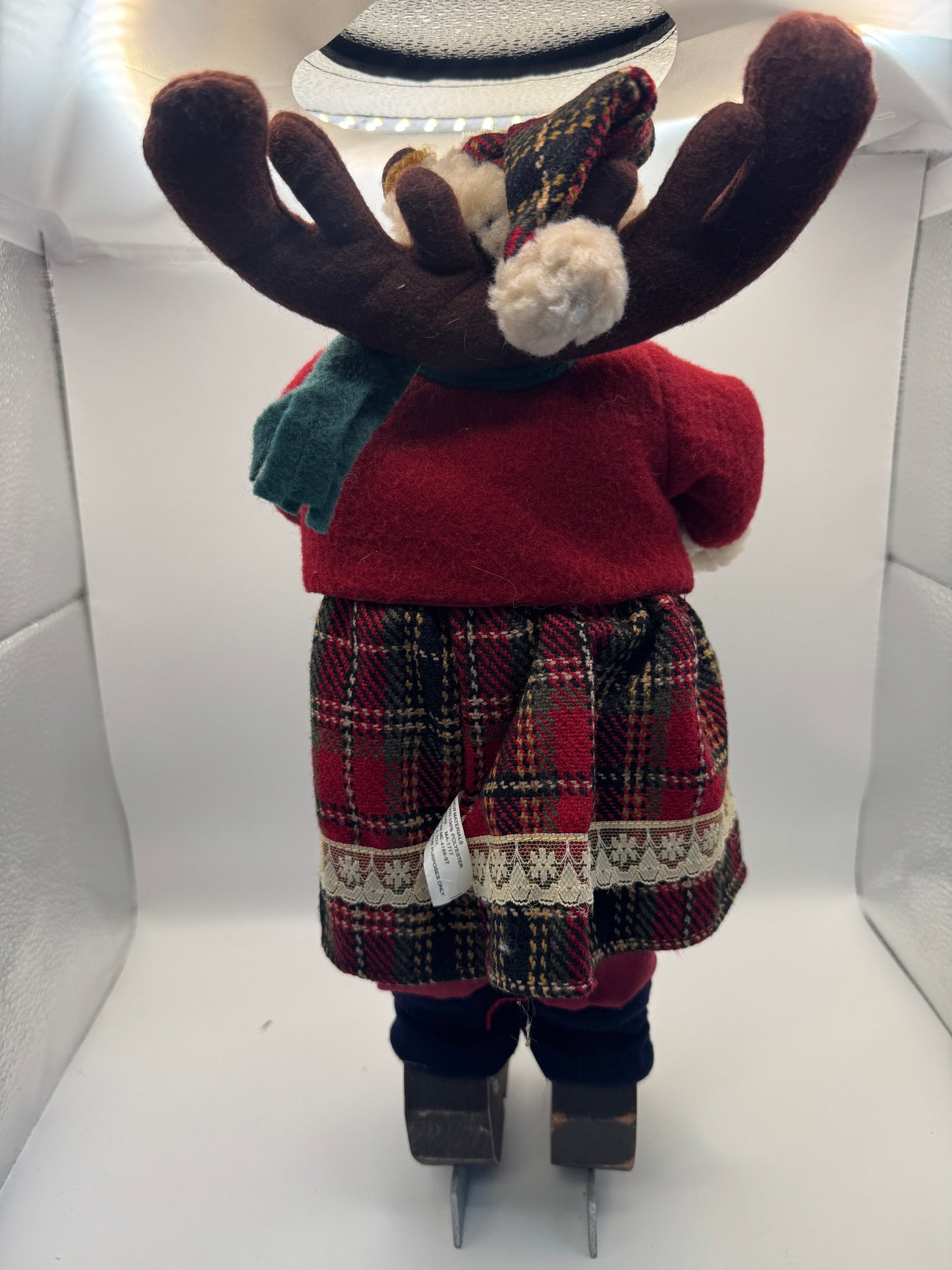Vtg Merry Chris Moose Christmas Stand Alone Decor – Ice Skating Mama with Baby
