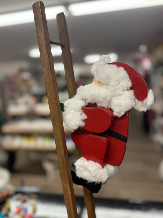 Climbing Santa Ladder Christmas Décor