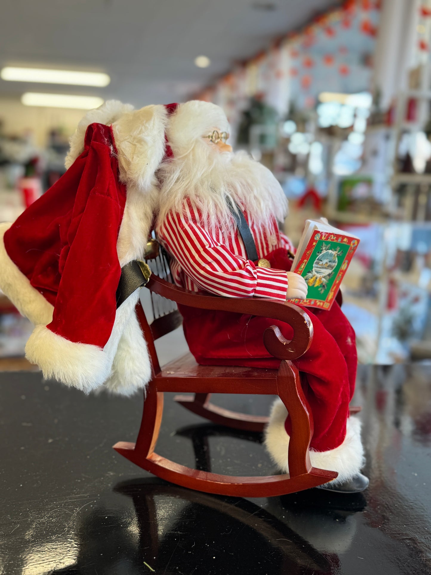 Kurt Adler Kringle Klaus Sitting in Chair – 16"