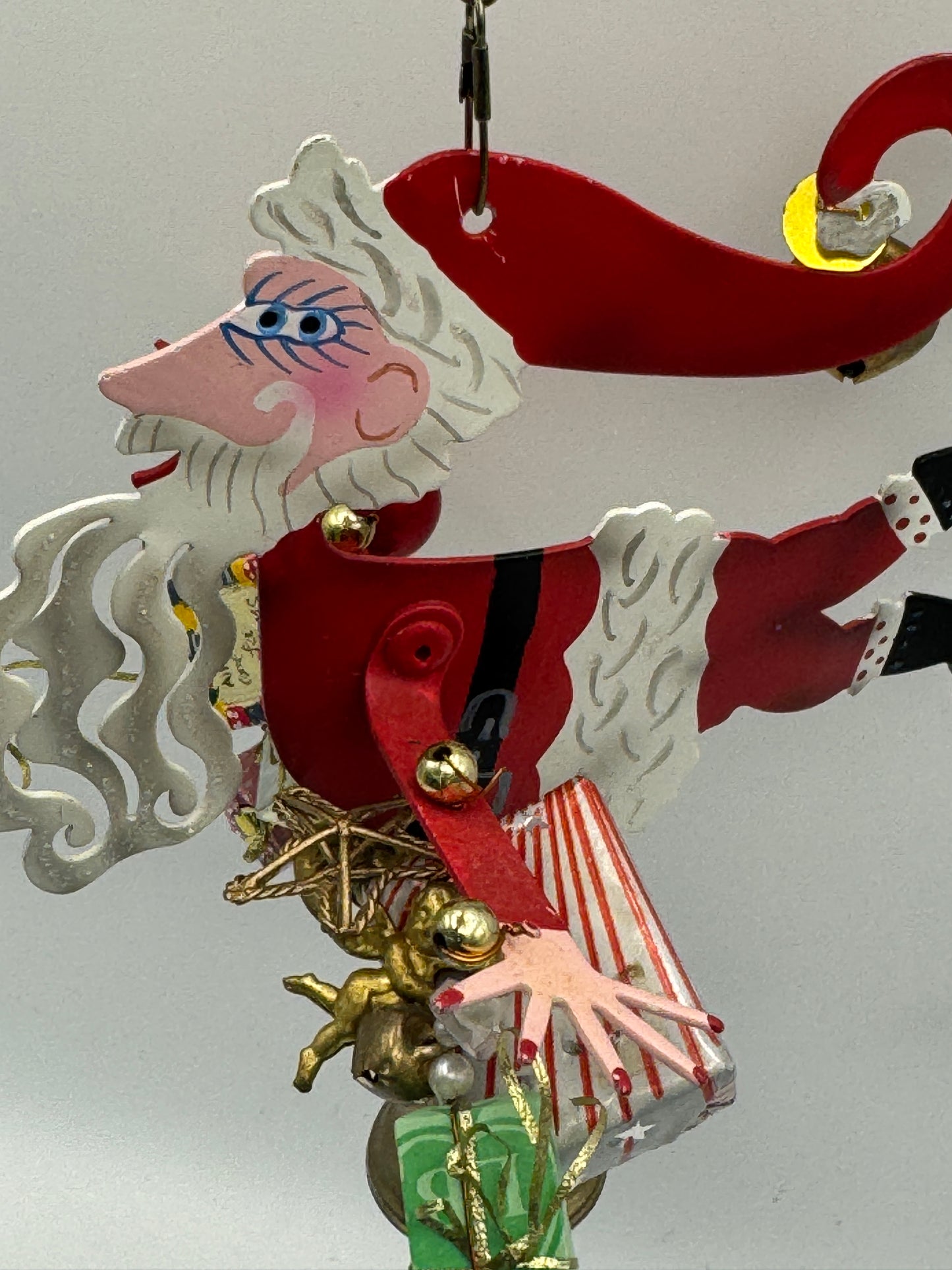 Karen Rossi Silvestri Fanciful Flights Santa Ornament – Retired