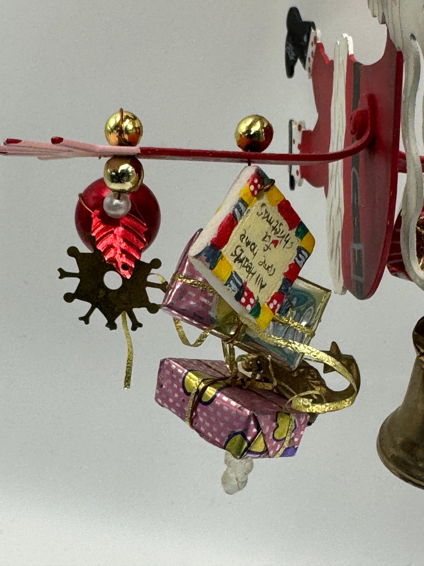 Karen Rossi Silvestri Fanciful Flights Santa Ornament – Retired