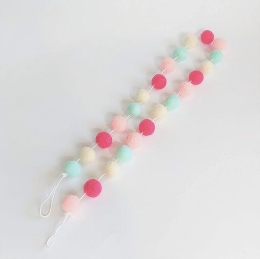 Felt Balls Garland – Valentine Colors