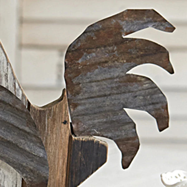 Reclaimed Wood Rooster Décor
