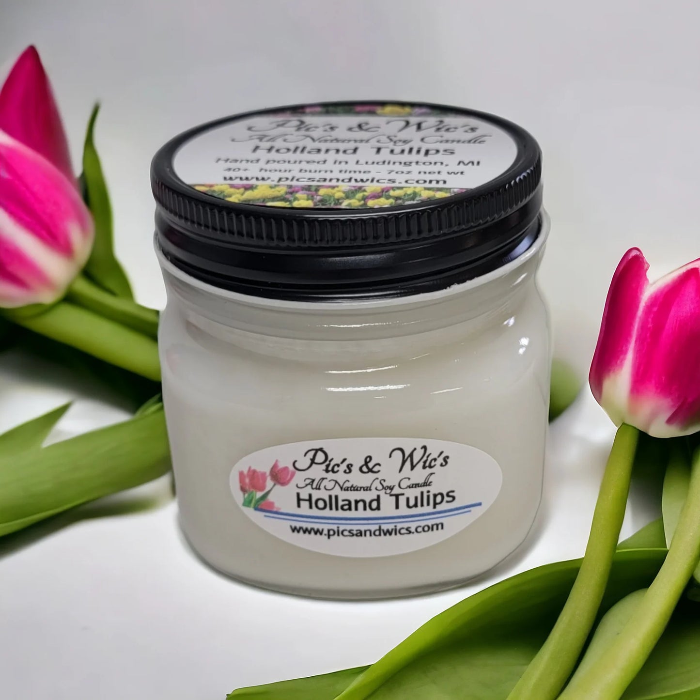 Pic’s & Wic’s Michigan Mitten Soy Candle – Hand Poured in Ludington, MI